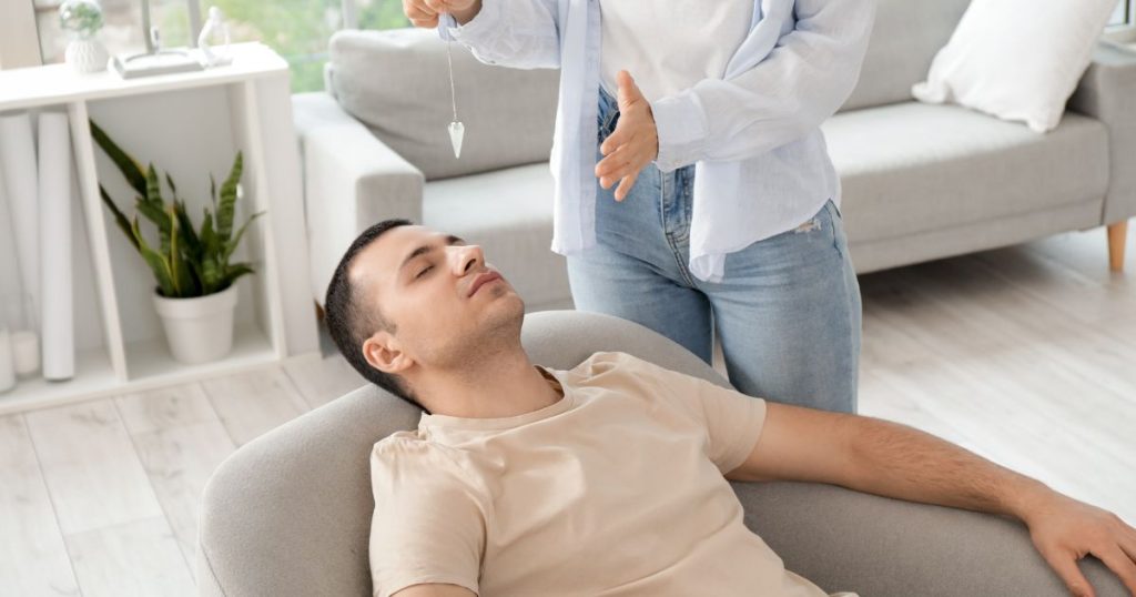 催眠如何幫助克服恐懼症？